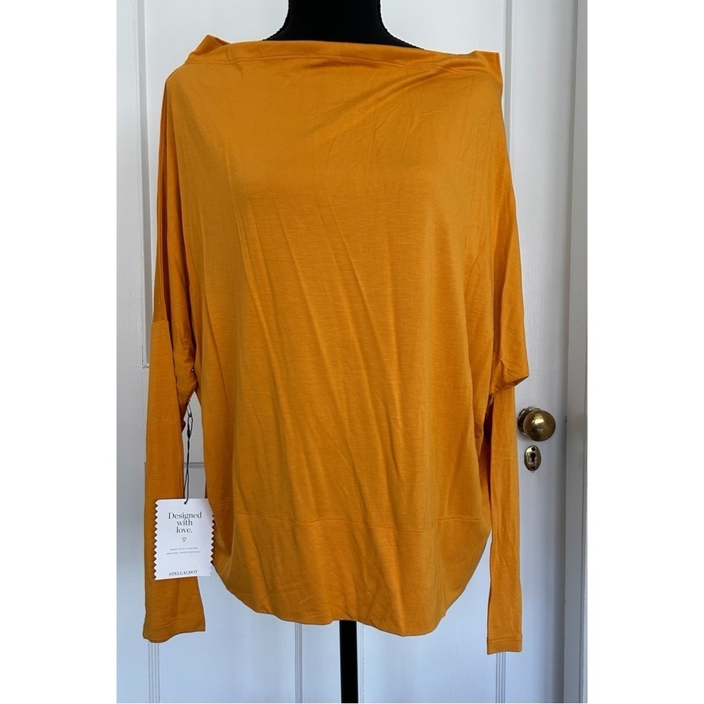 BNWT Stella and Dot Orange Boat Neck Long Sleeved Shirt Size L